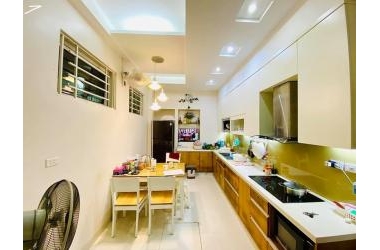 NHỈNH 2 TỶ CÓ NHÀ VĂN QUÁN 36M 3 TẦNG